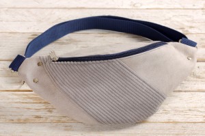 Nerka/biodrówka/ saszetka w rozmiarze L